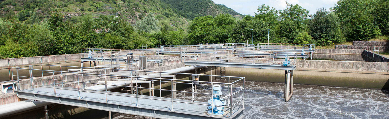Enhanced efficiency at the Cochem district wastewater treatment plant with screw blowers from Kaeser Kompressoren